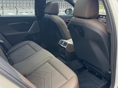 2025 BMW 5 SERIES — миниатюра 20