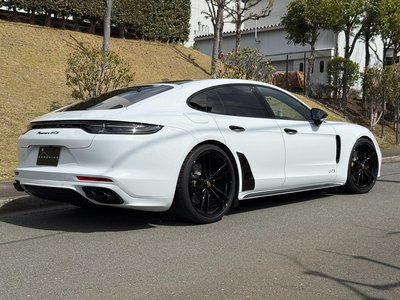 PORSCHE PANAMERA - 5