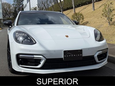 PORSCHE PANAMERA - 1