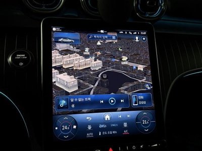 MERCEDES-BENZ C-CLASS - 4