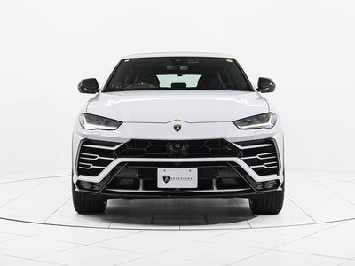 LAMBORGHINI URUS - 2