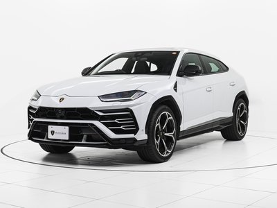 LAMBORGHINI URUS - 3