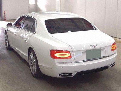 صورة 1 لـ 2019 Bentley FLYING SPUR