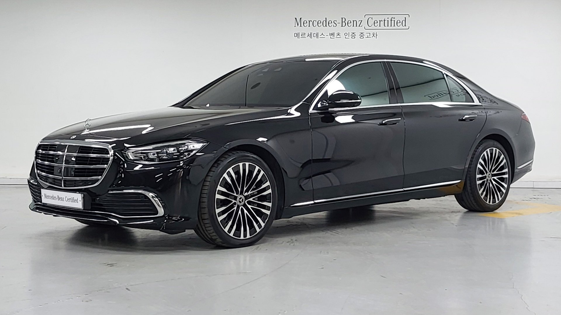 MERCEDES-BENZ S-CLASS - View 1