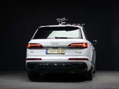 AUDI Q7 - 4