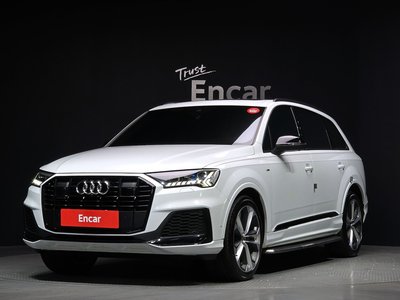 AUDI Q7 - 1