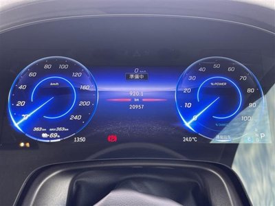 MERCEDES-BENZ EQS - 7