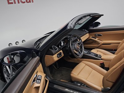2021 Porsche 718 — миниатюра 13