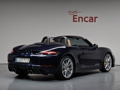 2021 Porsche 718 photo 3