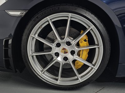 2021 Porsche 718 photo 6