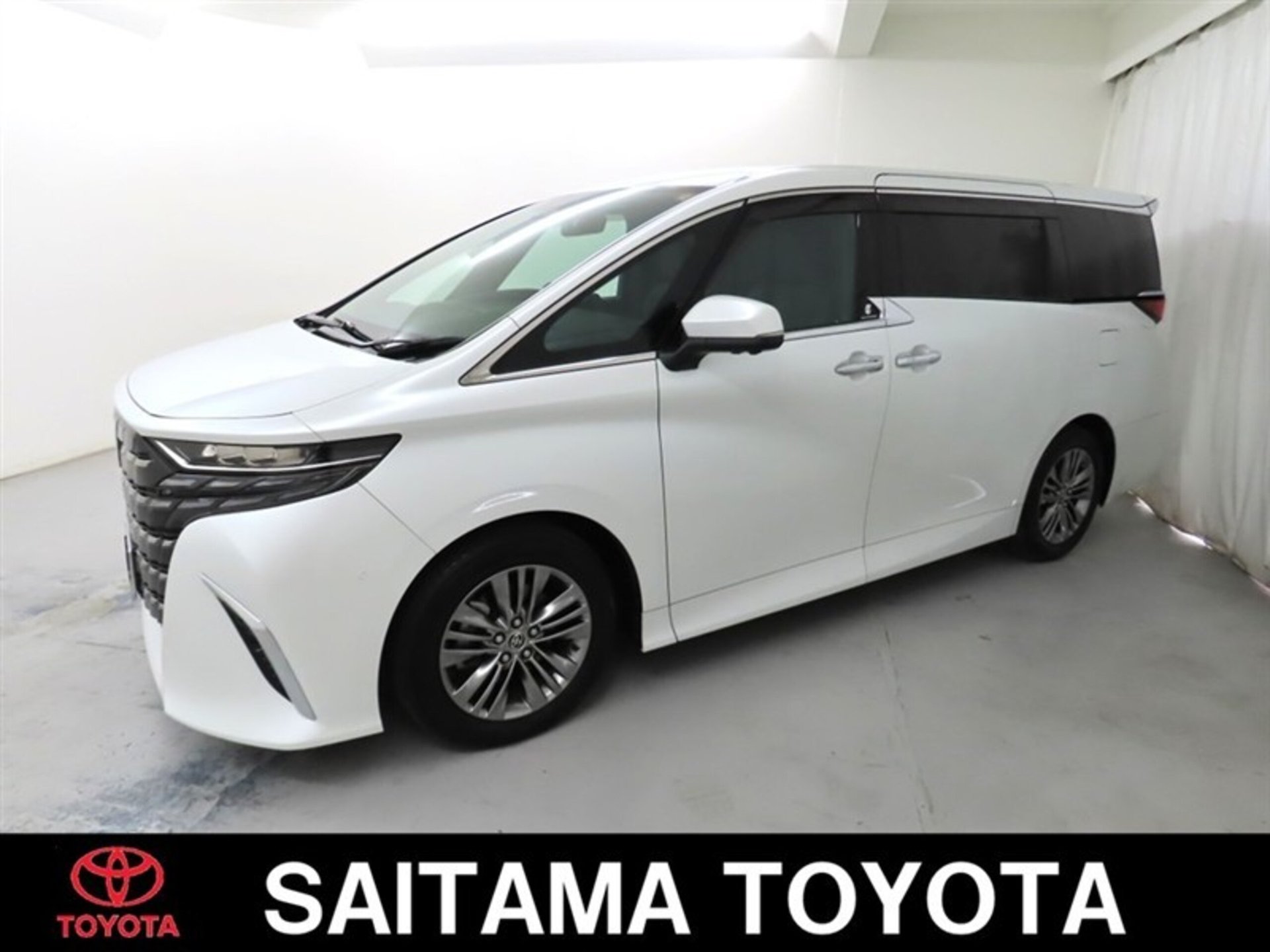 TOYOTA ALPHARD - View 1