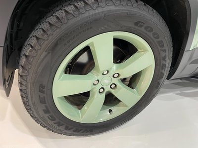 LAND ROVER DEFENDER - 3