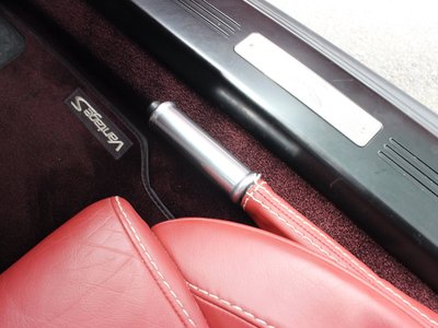 2012 Aston Martin V8 — миниатюра 44