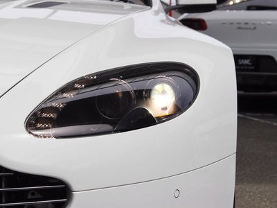 2012 Aston Martin V8 — миниатюра 66