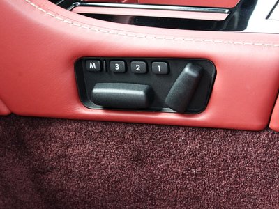 2012 Aston Martin V8 — миниатюра 52