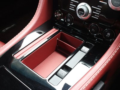 2012 Aston Martin V8 — миниатюра 39