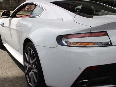 2012 Aston Martin V8 — миниатюра 72