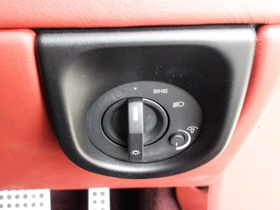 2012 Aston Martin V8 — миниатюра 37