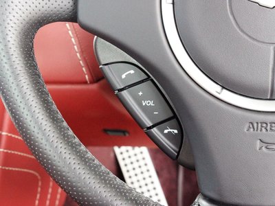 2012 Aston Martin V8 — миниатюра 30