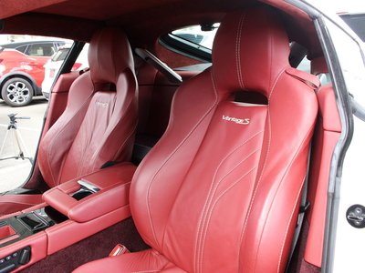 صورة 5 لـ 2012 Aston Martin V8