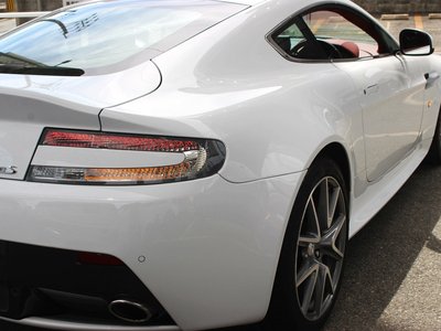 2012 Aston Martin V8 — миниатюра 73