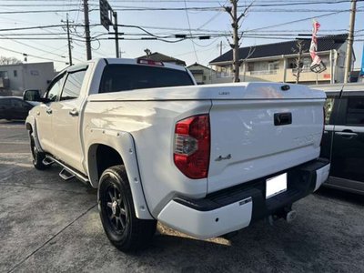 TOYOTA TUNDRA - 8