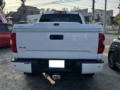 TOYOTA TUNDRA - 7