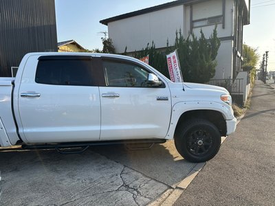 TOYOTA TUNDRA - 10
