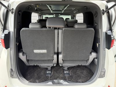 2024 Toyota ALPHARD — миниатюра 44
