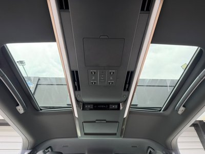 2024 Toyota ALPHARD — фото 10