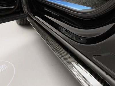 BENTLEY BENTAYGA - 8