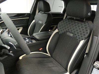 BENTLEY BENTAYGA - 9