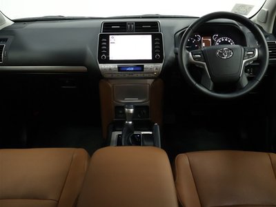 TOYOTA LAND CRUISER PRADO - 3