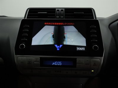 TOYOTA LAND CRUISER PRADO - 10