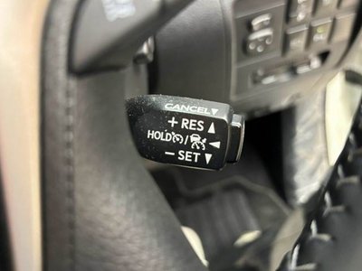 صورة 6 لـ 2019 Toyota LAND CRUISER 200
