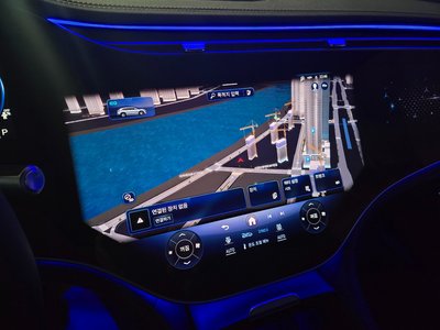 MERCEDES-BENZ EQS - 5