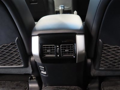 2023 Toyota LAND CRUISER PRADO — миниатюра 32