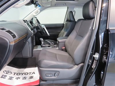 2023 Toyota LAND CRUISER PRADO — миниатюра 11