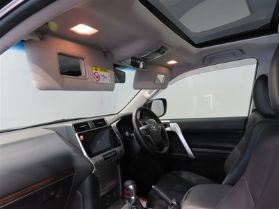 2023 Toyota LAND CRUISER PRADO — миниатюра 21