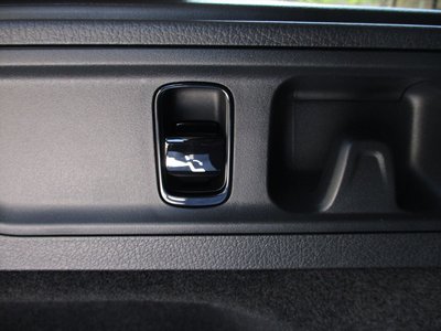 MERCEDES-BENZ C-CLASS - 10