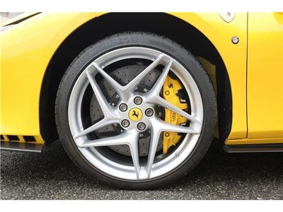صورة 5 لـ 2022 FERRARI F8 SPIDER