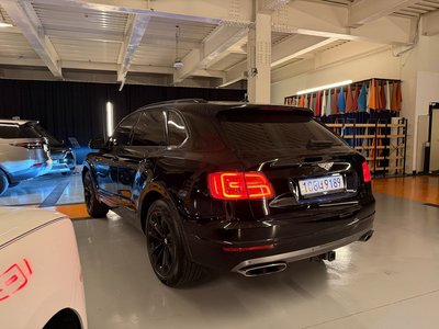 BENTLEY BENTAYGA - 3