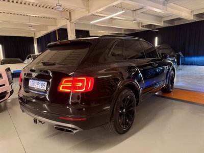 BENTLEY BENTAYGA - 2