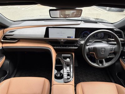 TOYOTA CROWN SPORT - 2