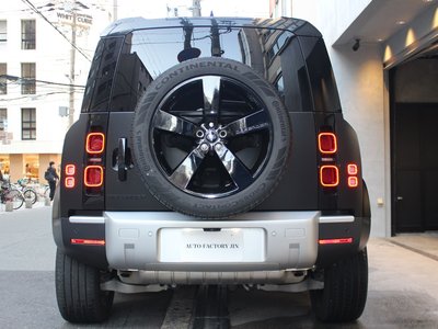 LAND ROVER DEFENDER - 3