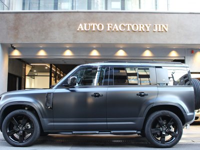 LAND ROVER DEFENDER - 5