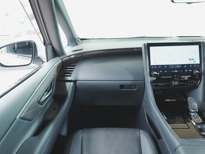 صورة 9 لـ 2023 Toyota ALPHARD