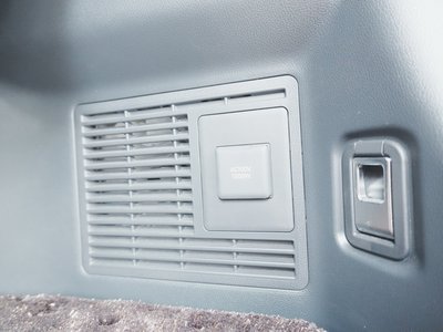 2023 Toyota ALPHARD thumbnail 40