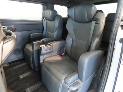 صورة مصغرة 28 لـ 2023 Toyota ALPHARD