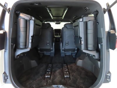 صورة مصغرة 26 لـ 2023 Toyota ALPHARD